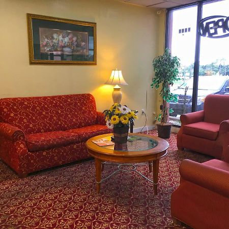 Budgetel Inn And Suites Бирмингам Екстериор снимка